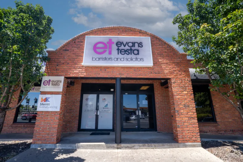 The front of an ET Law office